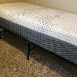U & I Furniture