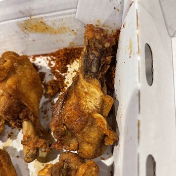 Buffalo Wild Wings - Dry wings - Sports Bars Near Me - Everett, Washington Buffalo Wild Wings - Dry wings - Sports Bars Near Me - Everett, Washington