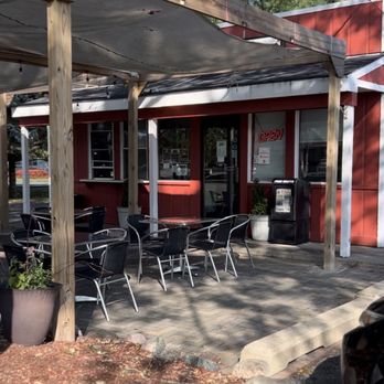 El Huarache - Outside - Mexican Near Me - Holland, Michigan