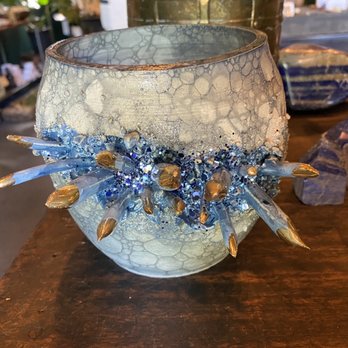 Wyatt Moon Mercantile - Handmade Geode Planter - Flowers & Gifts Near Me - Lake Oswego, Oregon Wyatt Moon Mercantile - Handmade Geode Planter - Flowers & Gifts Near Me - Lake Oswego, Oregon
