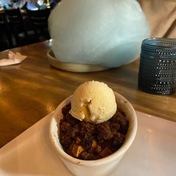 Fattoria E Mare - Persimmon-Pear cobbler - Italian Near Me - Half Moon Bay, California
