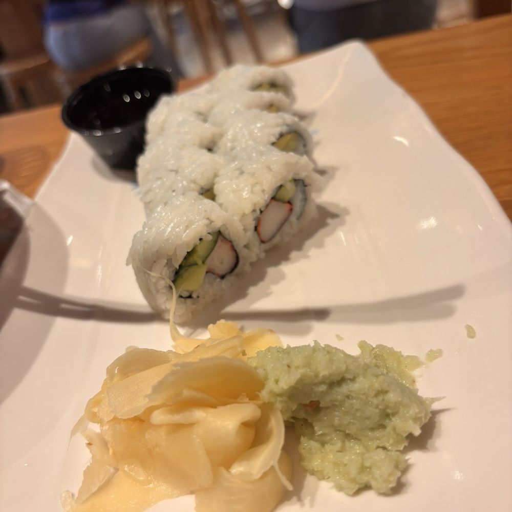 Strang Hall - California Roll - Food Court Near Me - Overland Park, Kansas