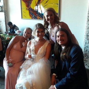 Pollyanna Events - Enjoying some downtime with my groom and bridesmaids before the ceremony because we were ahead of schedule! - Wedding Planning Near Me Pollyanna Events - Enjoying some downtime with my groom and bridesmaids before the ceremony because we were ahead of schedule! - Wedding Planning Near Me