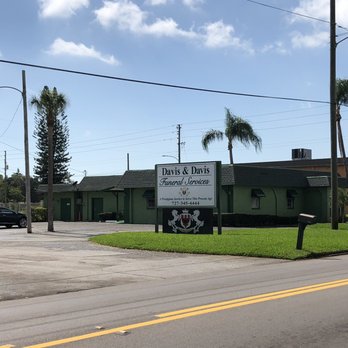 Davis and Davis Funeral Services - Funeral Services & Cemeteries Near Me - Gulfport, Florida Davis and Davis Funeral Services - Funeral Services & Cemeteries Near Me - Gulfport, Florida