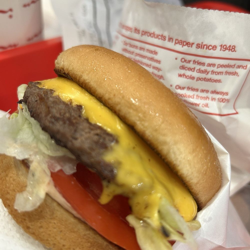 In-N-Out Burger - Single - Burgers Near Me - Pacific Beach, California In-N-Out Burger - Single - Burgers Near Me - Pacific Beach, California