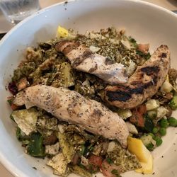 Aladdin's Eatery - Superfood Salad with Chicken.