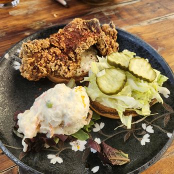 Spinning Bones - Spicy Fried Chicken Sando - New American Near Me - Alameda, California