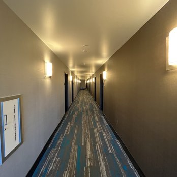 Home2 Suites by Hilton Los Angeles Montebello - 7th floor smelly hallway. - Hotels Near Me - Montebello, California Home2 Suites by Hilton Los Angeles Montebello - 7th floor smelly hallway. - Hotels Near Me - Montebello, California