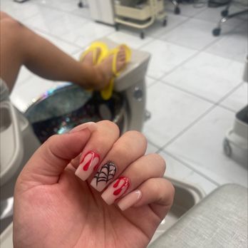 All Star Nails - Best nails i've gotten! by lissa!!! best nail tech i've had, she's super nice and super gentle! i feel comfortable. - Nail Salons Near Me - Ventura, California