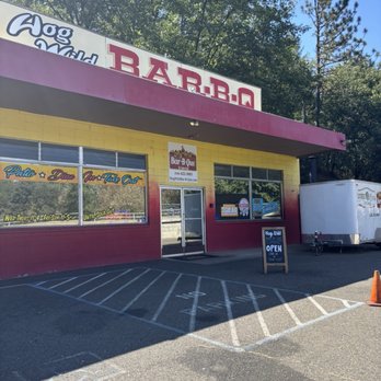 Hog Wild Bar-B-Que - Get in there! - Barbeque Near Me - Placerville, California Hog Wild Bar-B-Que - Get in there! - Barbeque Near Me - Placerville, California