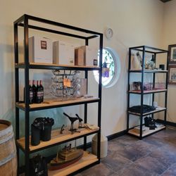 Long Creek Winery and Ranch - Tasting room