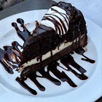 Emma's Southern Kitchen - Chocolate cake - Tacos Near Me - Knoxville, Tennessee Emma's Southern Kitchen - Chocolate cake - Tacos Near Me - Knoxville, Tennessee
