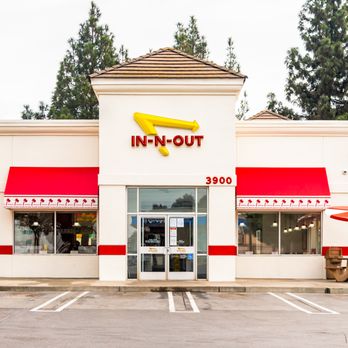 In-N-Out Burger - image - Burgers Near Me - Modesto, California