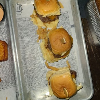 Tribeca Restaurant - Kobe sliders - Lounges Near Me - Miramar, Florida