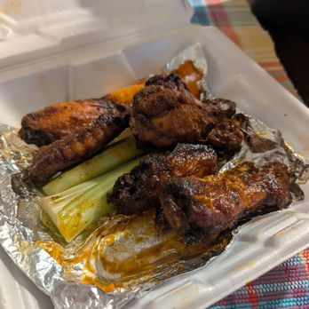 Craft'd Yorkville - Buffalo Chicken wings: TRADITIONAL SPLIT - New American Near Me - Yorkville, Illinois Craft'd Yorkville - Buffalo Chicken wings: TRADITIONAL SPLIT - New American Near Me - Yorkville, Illinois