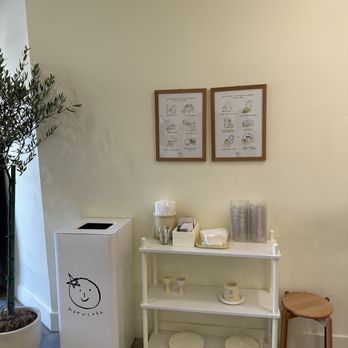 Harucake - Interior - Coffee & Tea Near Me - Los Angeles, California