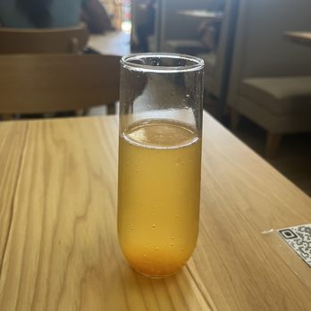 The Breeze Cafe - Bellini Mimosa - Breakfast & Brunch Near Me - Newark, California The Breeze Cafe - Bellini Mimosa - Breakfast & Brunch Near Me - Newark, California