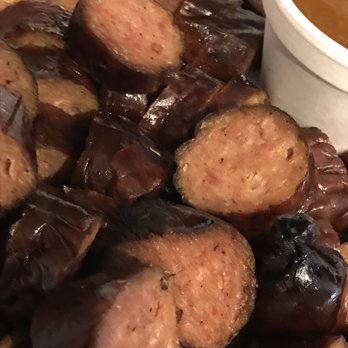 Woo Pig Mooie BBQ - Jalapeño Cheddar smoked sausages - Barbeque Near Me - Centerton, Arkansas
