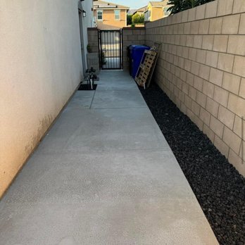 MTS Landscape - After: Side walkway. Cemented and gravel. - Masonry/Concrete Near Me - Moreno Valley, California