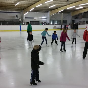 Oak Park Ice Skating Arena - Skating Rinks Near Me - Stockton, California Oak Park Ice Skating Arena - Skating Rinks Near Me - Stockton, California