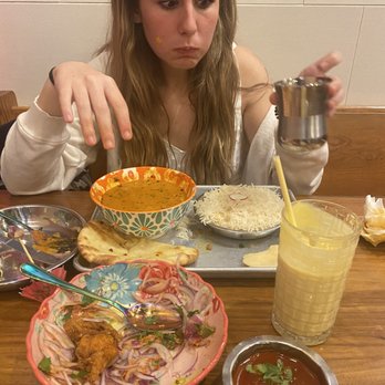 Malika Pakistani Chai Canteen - Chicken Pakora, Chicken Tikka Masala and Mango Lassi - Pakistani Near Me - Mount Pleasant, South Carolina