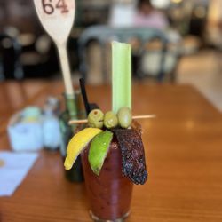 1886 Cafe & Bakery - Bloody Mary, bacon was solid the bloody Mary mix left much to be desired. It was not much more than tomato juice.