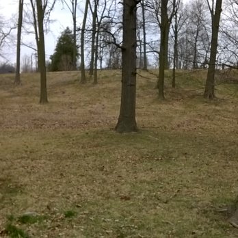 Watson Road Bird Preserve - large hill with mature trees - Parks Near Me - Indianapolis, Indiana Watson Road Bird Preserve - large hill with mature trees - Parks Near Me - Indianapolis, Indiana