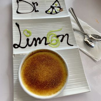 Dr Limon Ceviche Bar - Créeme brûlée passion fruit - Seafood Near Me - Miami, Florida