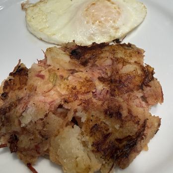 Zippy's - S. Eastern - Corn-beef hash and egg - Diners Near Me - Las Vegas, Nevada