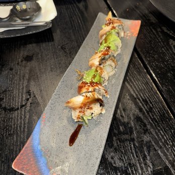 Sushi Kashiwa - Dragon Roll (Complimentary for Sushi Kashiwa's 2-Year Anniversary!) - Sushi Bars Near Me - Pacifica, California