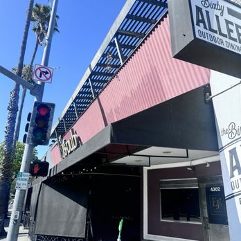 EJ's Pub - Bixby Knolls - Ejs Famous Wings are the best!! - Sports Bars Near Me - Long Beach, California