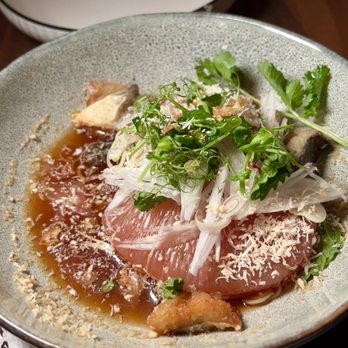 Chalong - Yum Som-O - Thai Near Me - New York, New York