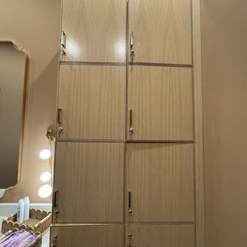 Loft Wellness - Womens Lockers - Massage Near Me - Broken Arrow, Oklahoma Loft Wellness - Womens Lockers - Massage Near Me - Broken Arrow, Oklahoma