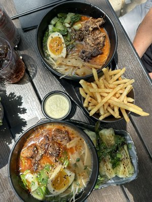 Buya Ramen by null