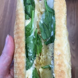 Class' Croute - Sandwich "le farceur": chèvre/st nectaire/parmesan/pousse d'épinards et moutarde au miel