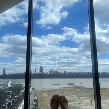 SoJo Spa Club - Hot stone beds - Saunas Near Me - Edgewater, New Jersey