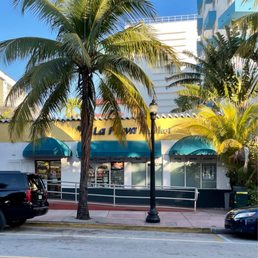 Exterior outside entrance of La Playa Supermarket - Miami Beach, Florida Exterior outside entrance of La Playa Supermarket - Miami Beach, Florida