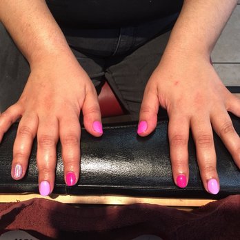 Design Nails Spa - I chose to go with different hues of pink and see the different colors they will change to. - Nail Salons Near Me - Capistrano Beach, California