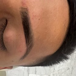 Gill’s Threading & Henna