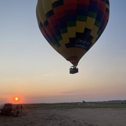Rainbow Ryders Hot Air Balloon Rides - Take off