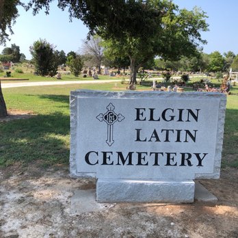 Elgin Latin Cemetery - Sign at the entrance - Funeral Services & Cemeteries Near Me
