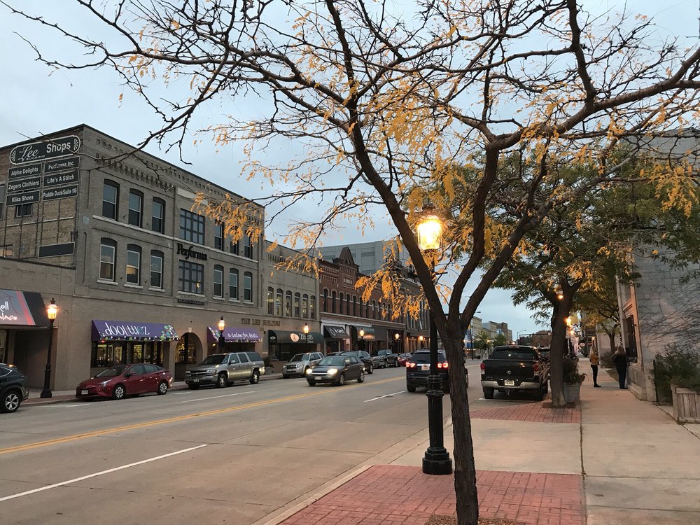 UNION HOTEL Updated October 2024 24 Photos 200 N Broadway, De