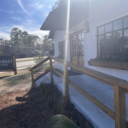 The Market By Dent Farms