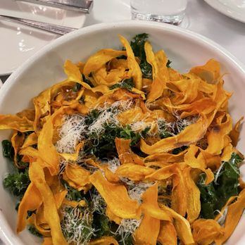 Edera Italian Eatery - Salad - Desserts Near Me - St Louis, Missouri