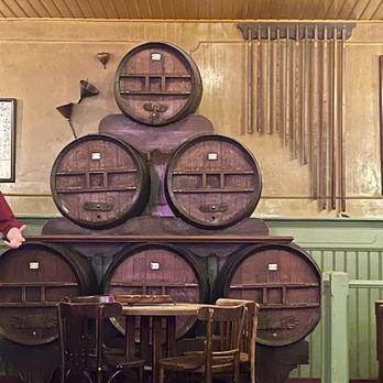 Bierproeflokaal in de Wildeman - Interior - Pubs Near Me - Amsterdam, New Hampshire