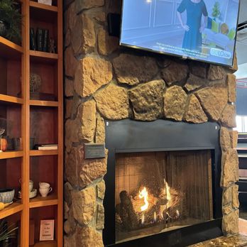 Skip's Bageldeli - Fire place - Delis Near Me - Cincinnati, Ohio