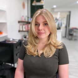 Vanessa.DC.Hair - Blonde highlights