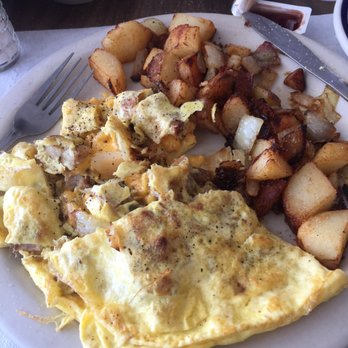 The Hideout Restaurant - Omelettes are delish! - American Near Me - Key Largo, Florida The Hideout Restaurant - Omelettes are delish! - American Near Me - Key Largo, Florida
