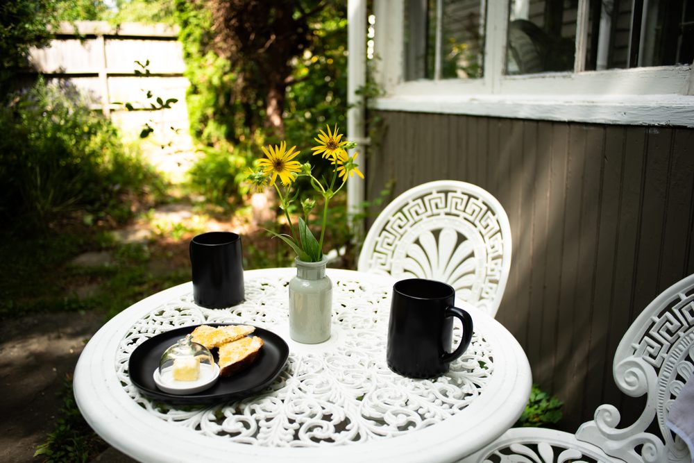 BLACK WALNUT BED AND BREAKFAST Updated August 2024 12 Reviews