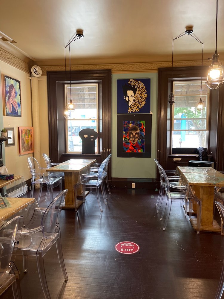 CINNAMON CAFE Updated August 2024 21 Photos & 12 Reviews 469 Rue